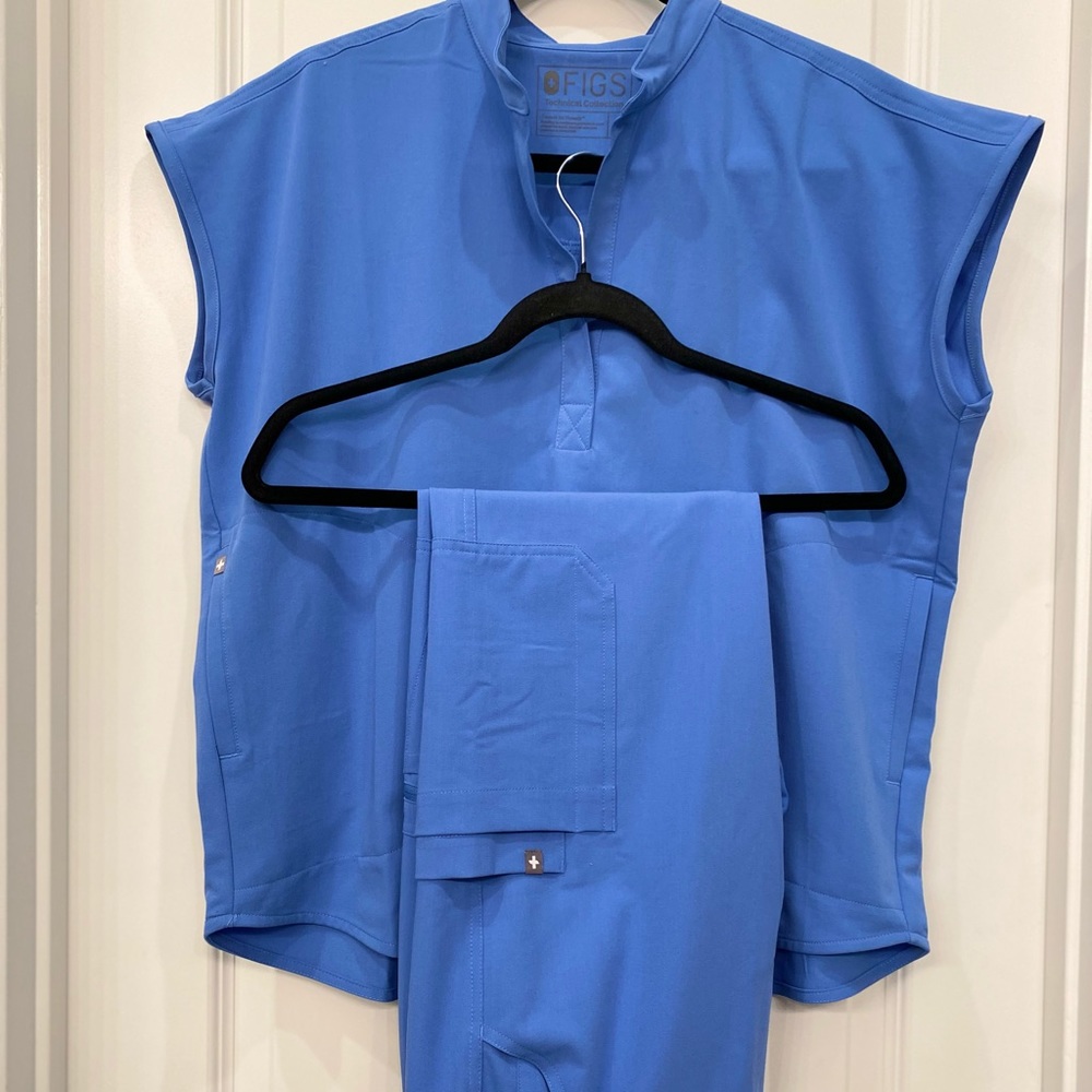 Figs Scrubs Pants and Top